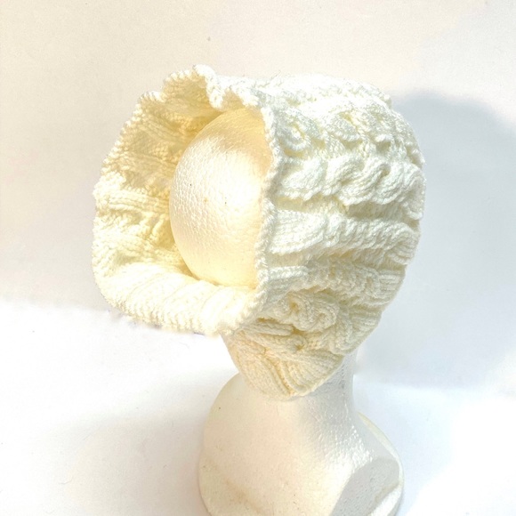 NWT Hand Knit Convertible Cabled Ponytail/Messy Bun Beanie Hat/Cowl One Size - Picture 3 of 5